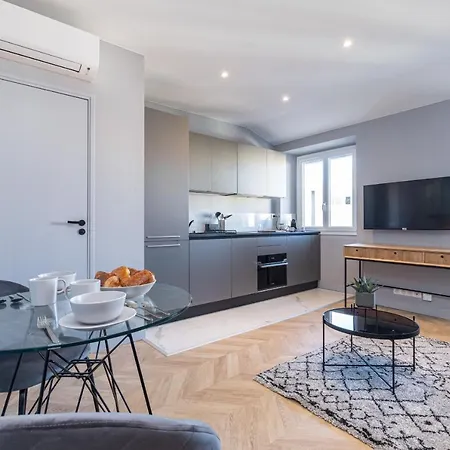 1 Su Ede - Dernier Etage Ascenseur - 1 Min Et Zone Pietonne